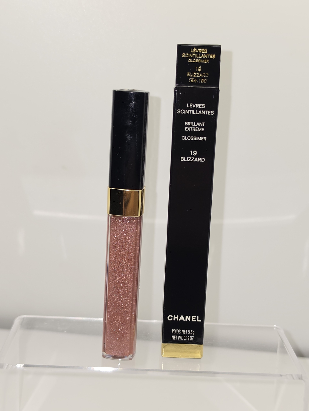 RARE CHANEL BRILLIANT EXTREME Glossimer- 19 "BLIZZARD"